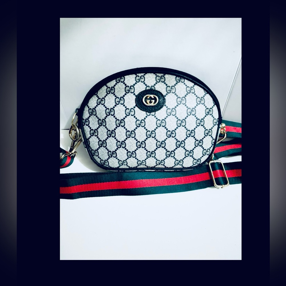 Gucci crossbody bag